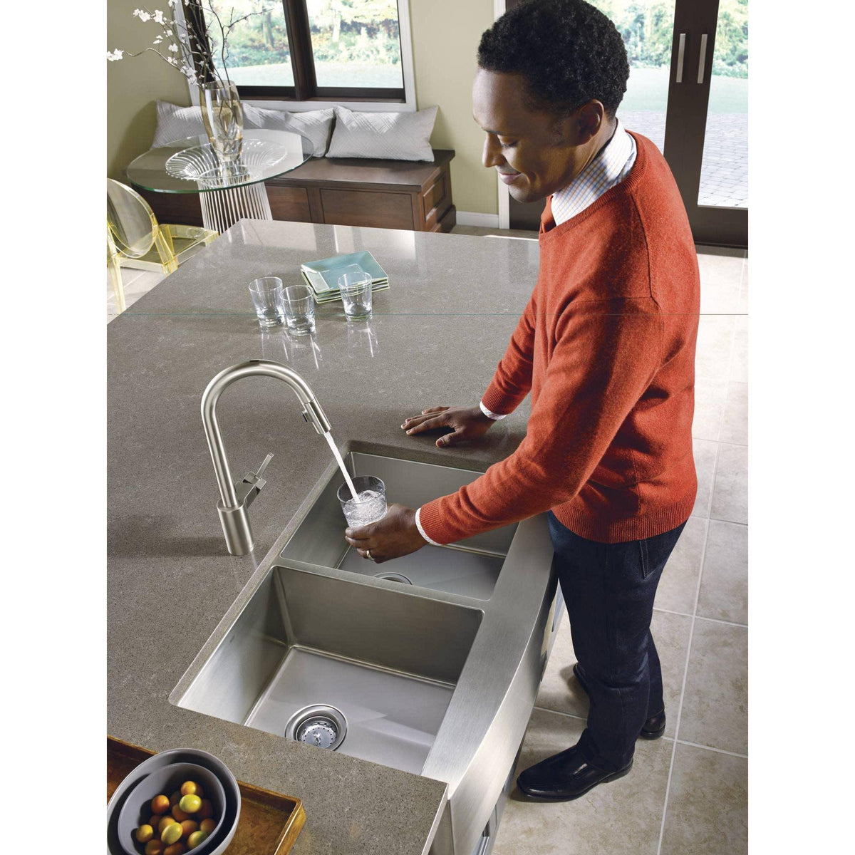 Spot Resist Stainless One-Handle High Arc Pulldown Kitchen Faucet D554