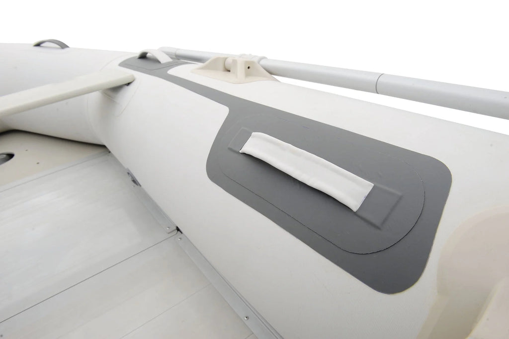 Inflatable Speed Boat with Carry Bag, Hand Pump & Oar Set G5636
