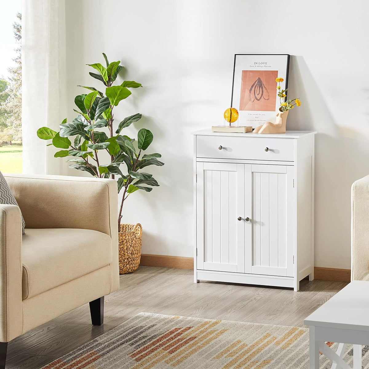 White 23.6in L x 11.8in W x 31.5in H Wooden Bathroom Cabinet with 1 Drawer 2 Doors and Adjustable Shelf M97678