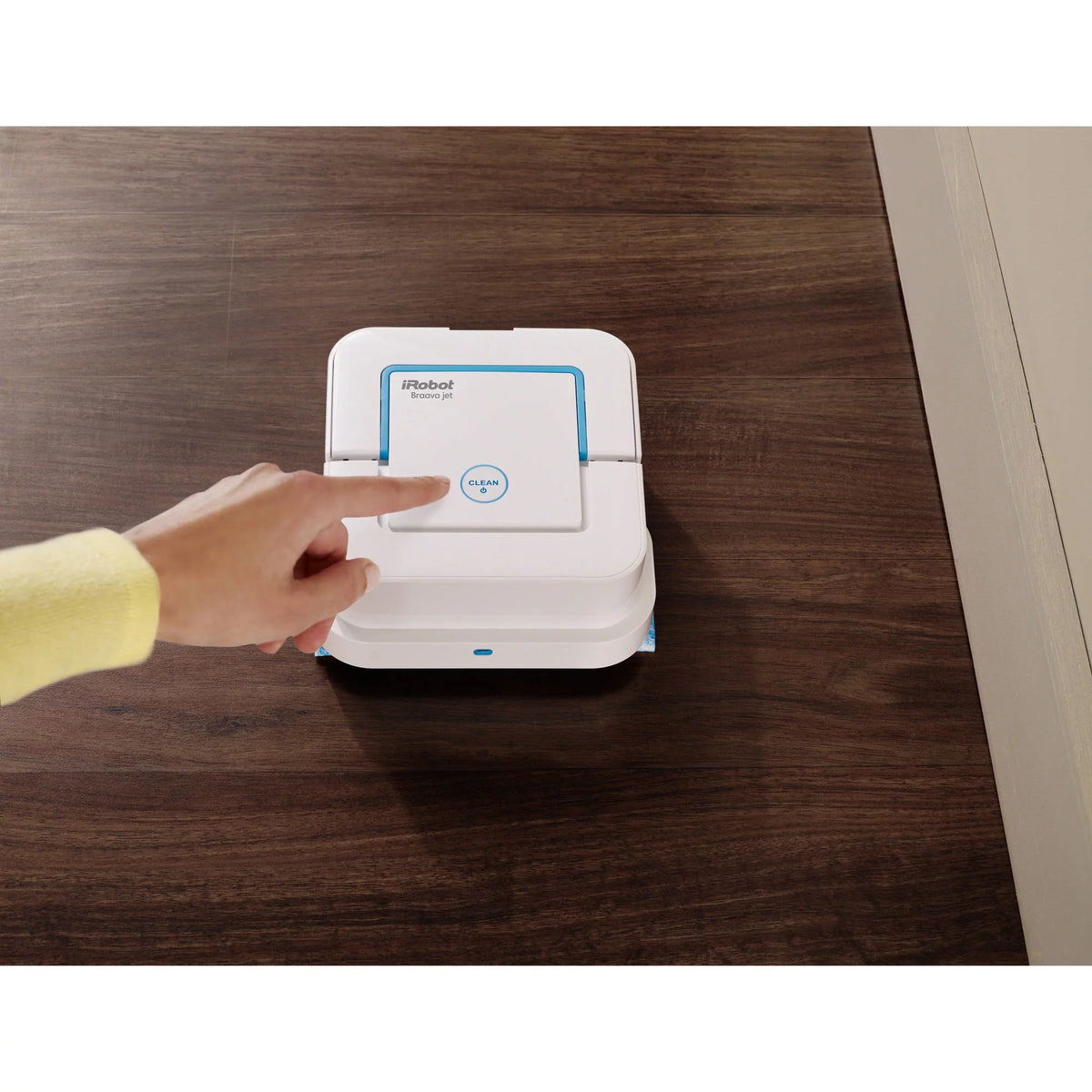 Robot Mop with Precision Jet Spray I8581