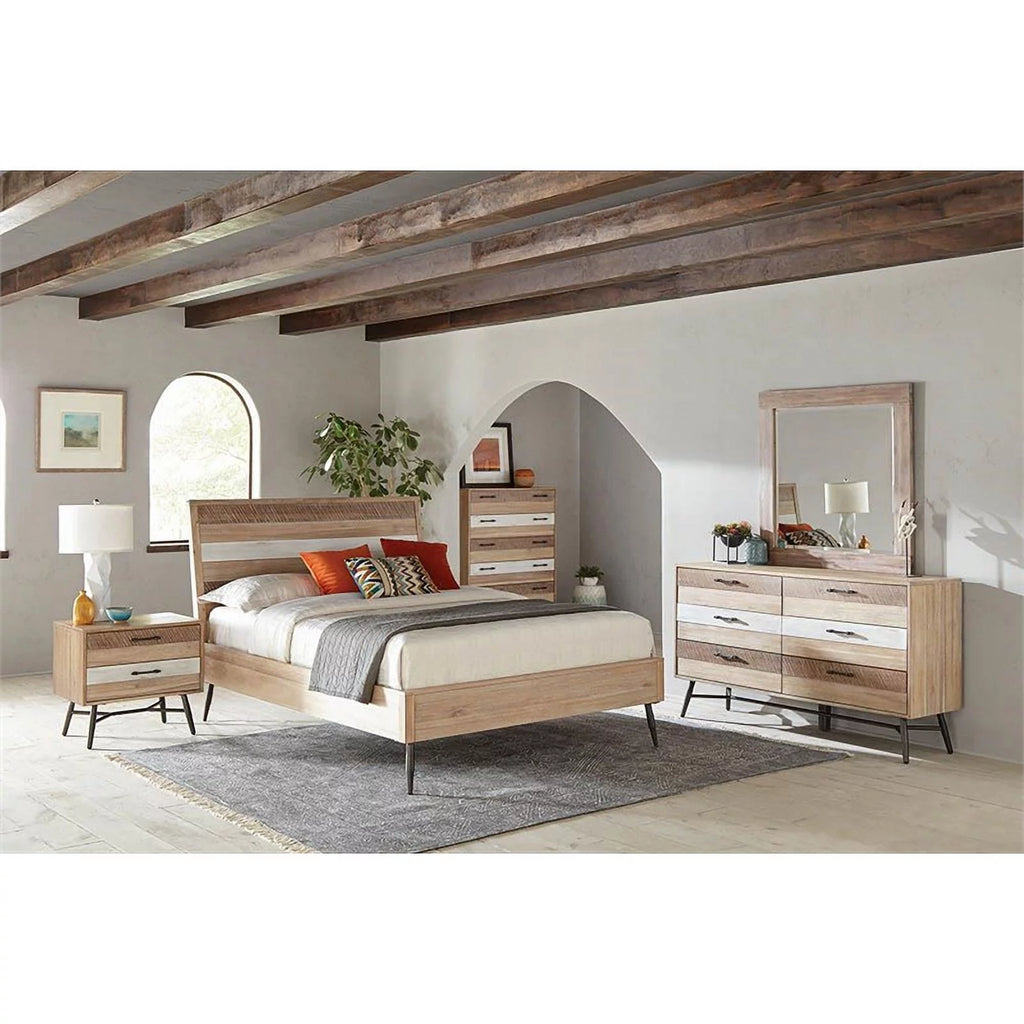 Brown Wood Eastern King Platform Bed D587