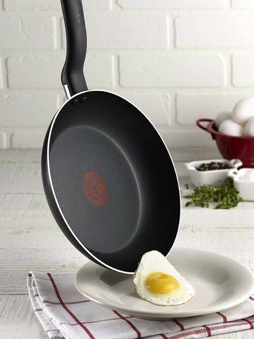 Nonstick 12-Piece Black Cookware Set H420008