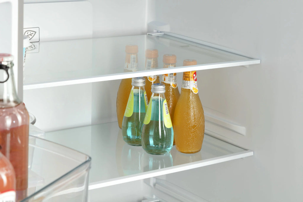 17.7 Cu. Ft. French Door Refrigerator, Platinum Silver Y19856