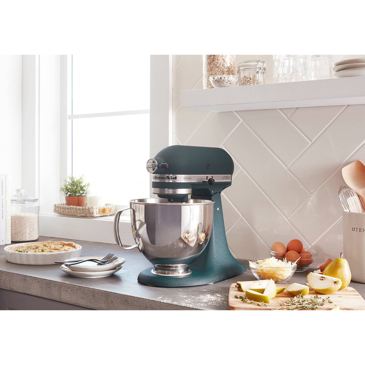 10-Speed Stand Mixer F625