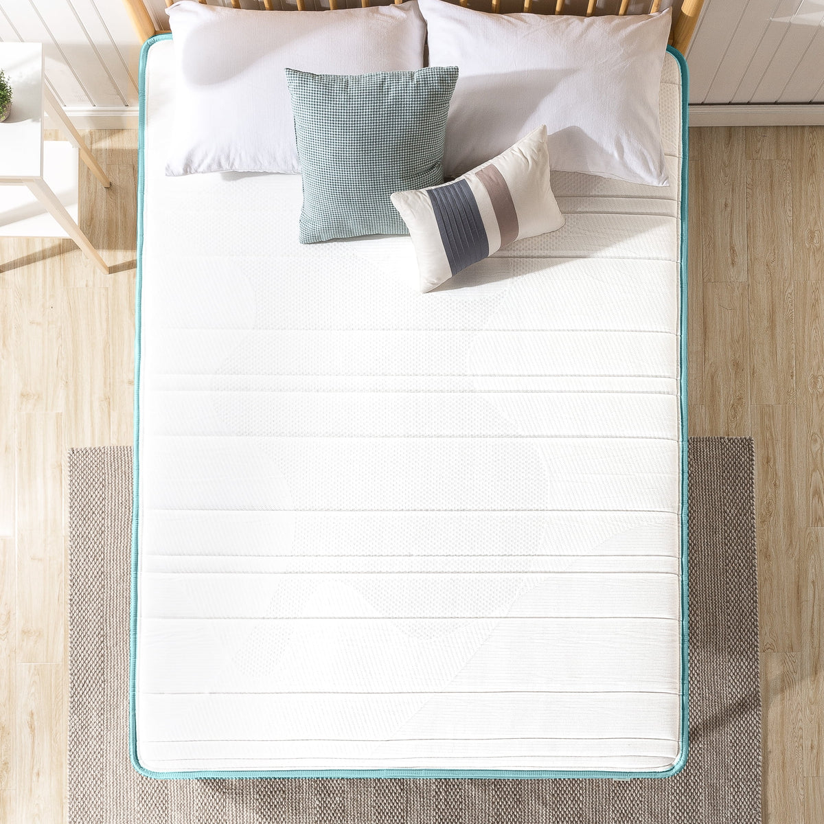 12 Innerspring Mattress Q961246