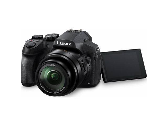 Dual Battery Digital Camera with Accessory Kit K605826