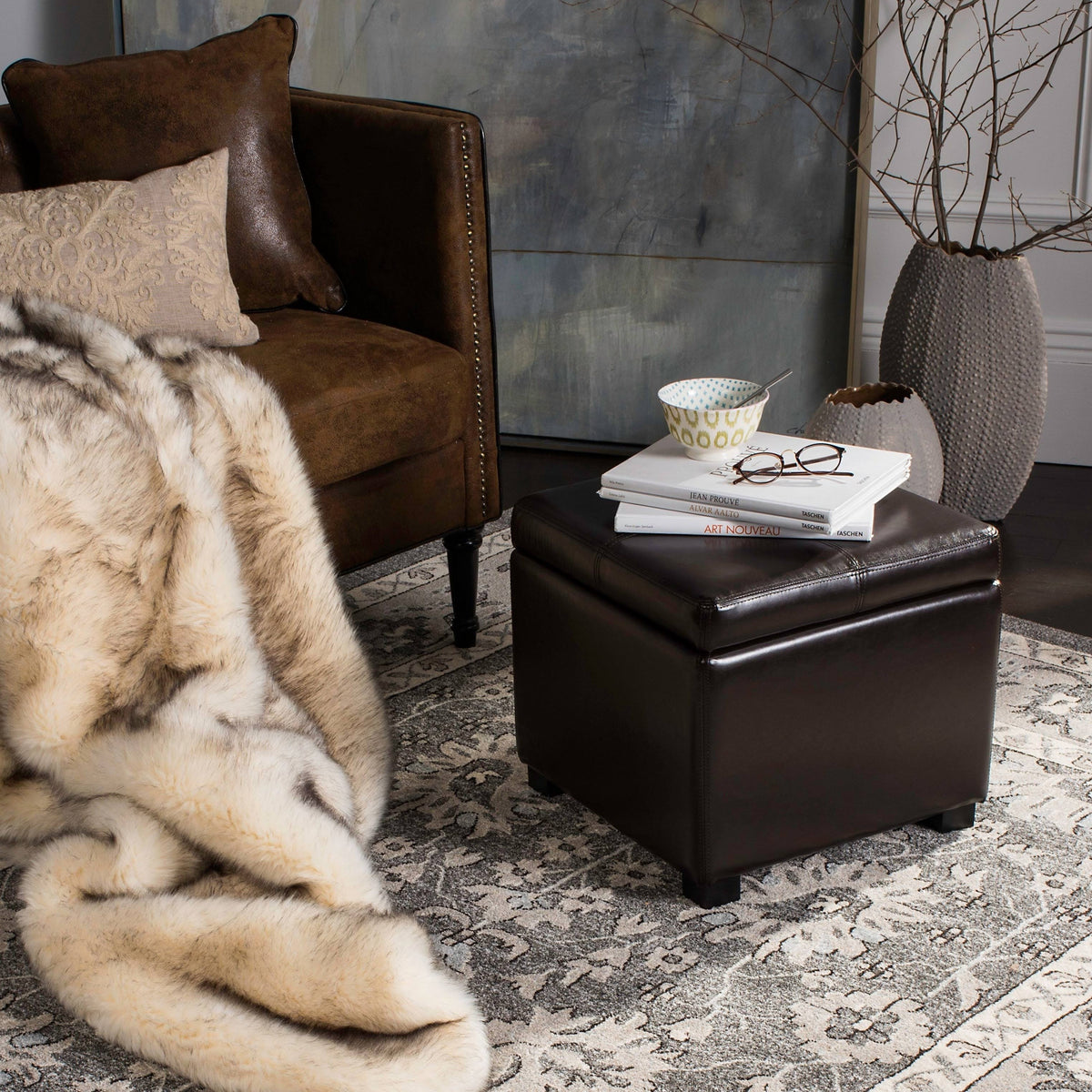 Brown Square Ottoman Q430