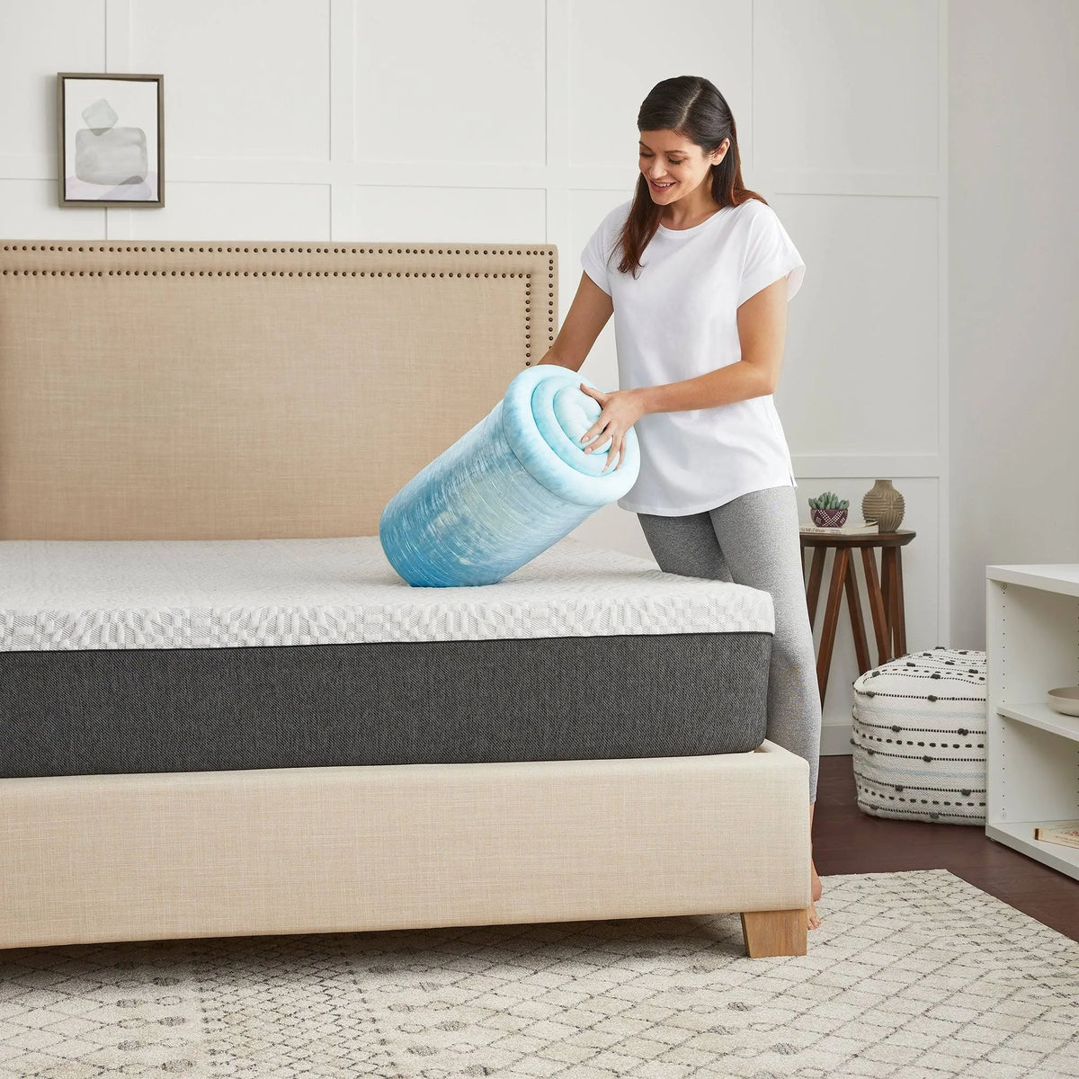 Queen White Memory Foam Mattress Topper S321