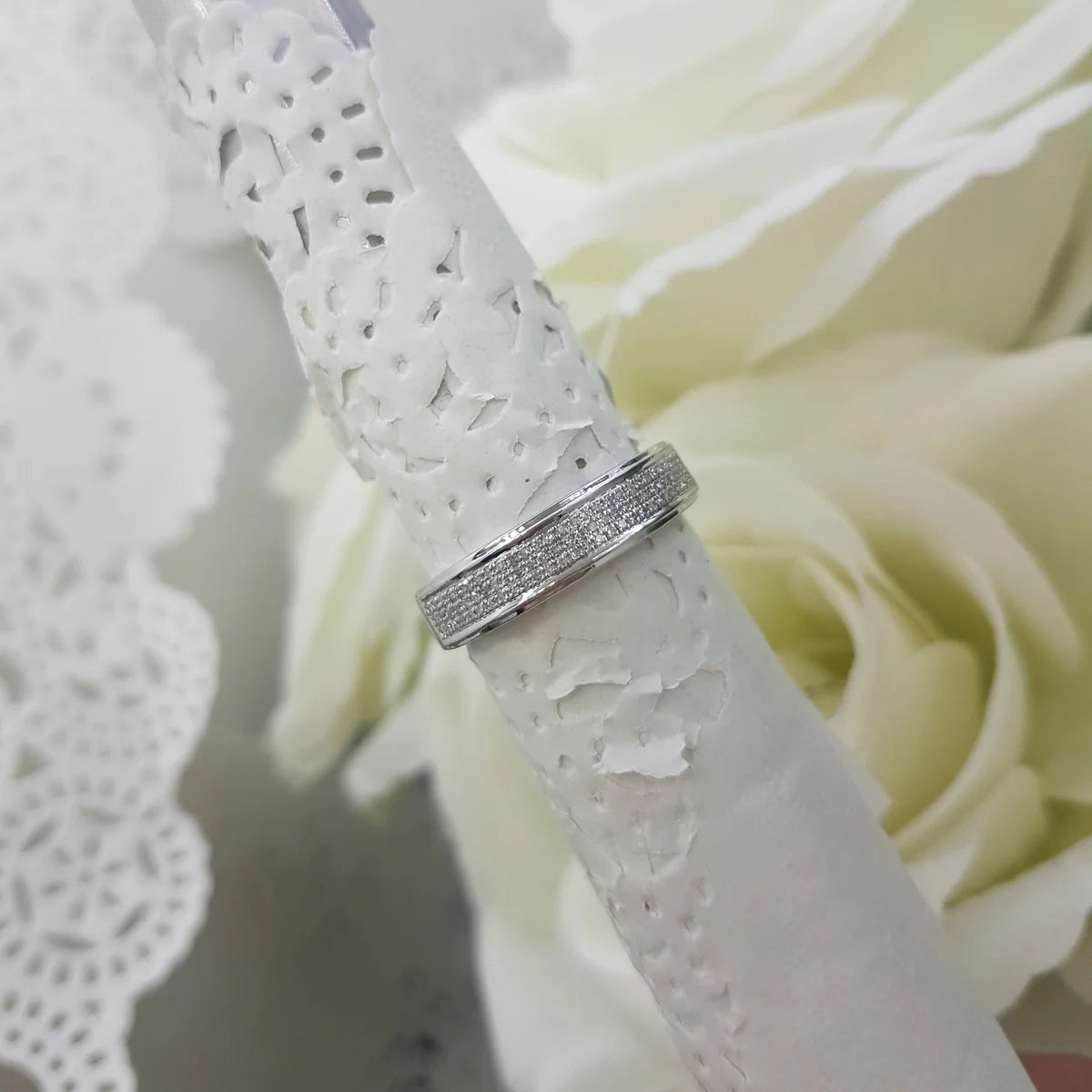 10K White Gold Diamond Wedding Band F6249