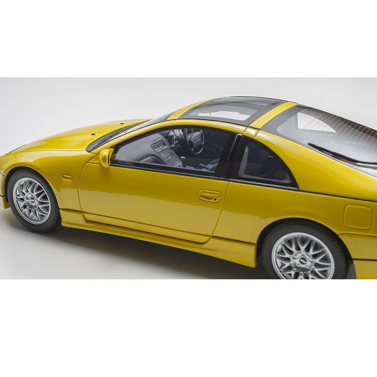1/18 Resin Car Model O198465
