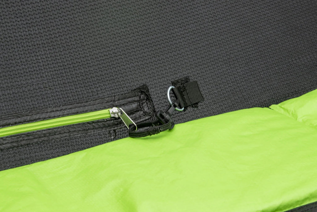 14ft Trampoline and Enclosure F598